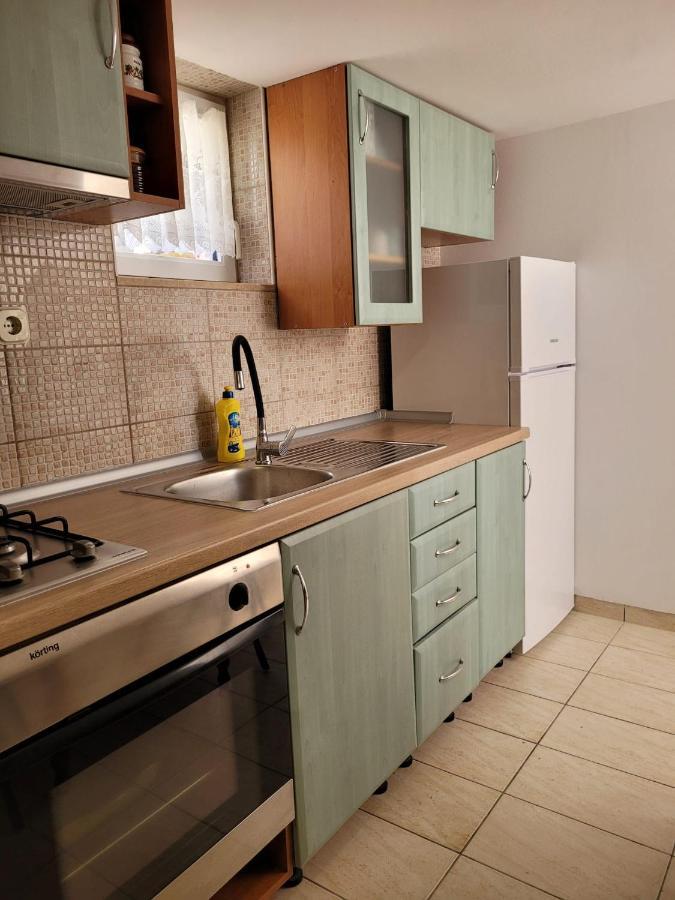 Apartmani Tonci Pag Đảo Pag Ngoại thất bức ảnh