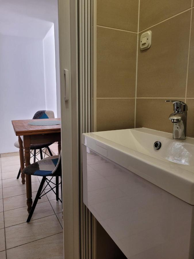 Apartmani Tonci Pag Đảo Pag Ngoại thất bức ảnh