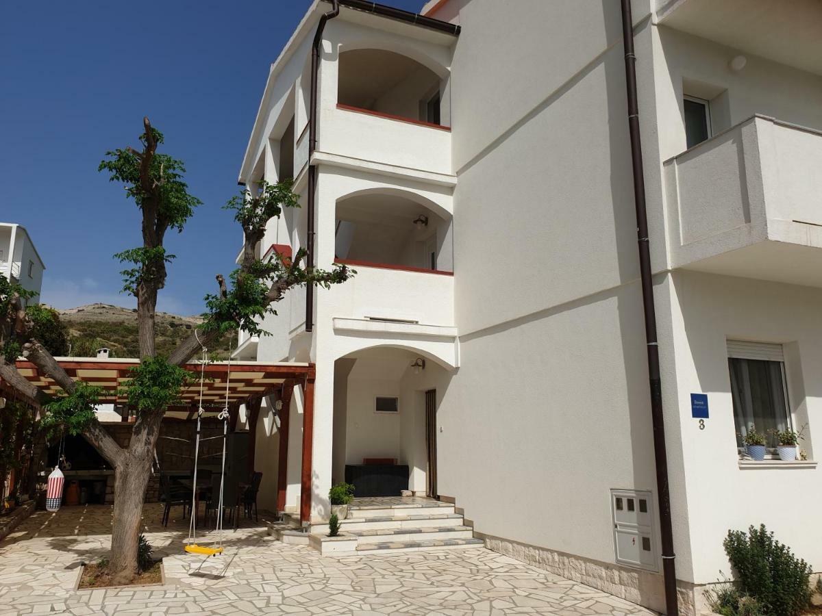 Apartmani Tonci Pag Đảo Pag Ngoại thất bức ảnh