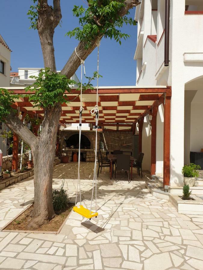 Apartmani Tonci Pag Đảo Pag Ngoại thất bức ảnh